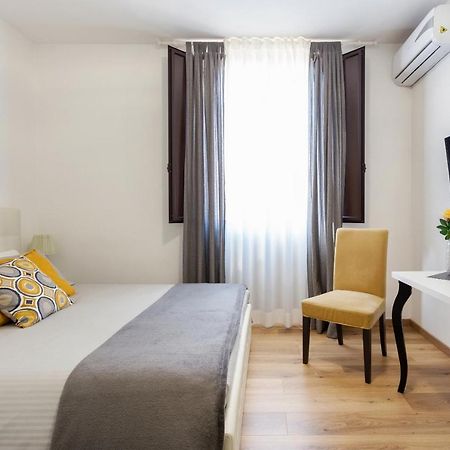 Centre Apartment Grotte Bianche カターニア エクステリア 写真