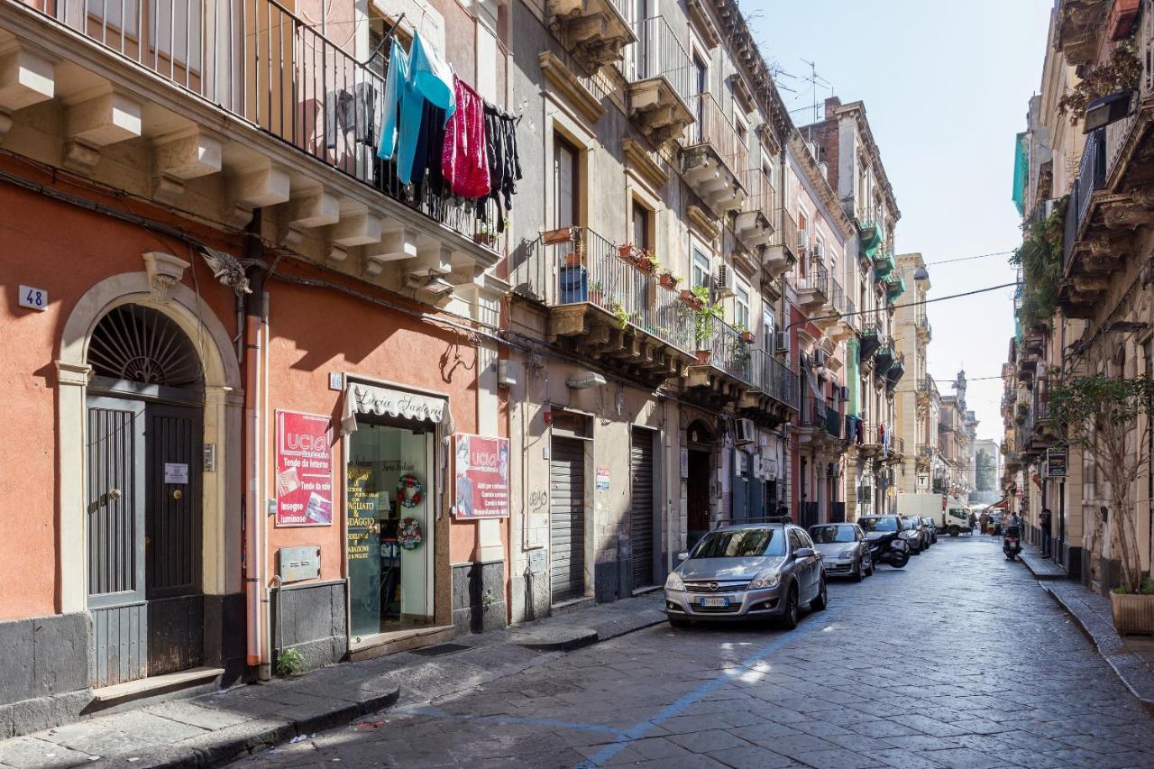 Centre Apartment Grotte Bianche カターニア エクステリア 写真