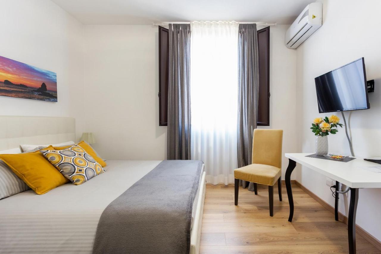 Centre Apartment Grotte Bianche カターニア エクステリア 写真